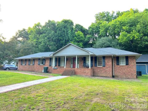 Photo of 185 Hillcrest Avenue SE, Concord, NC 28025 (MLS # 4396702)