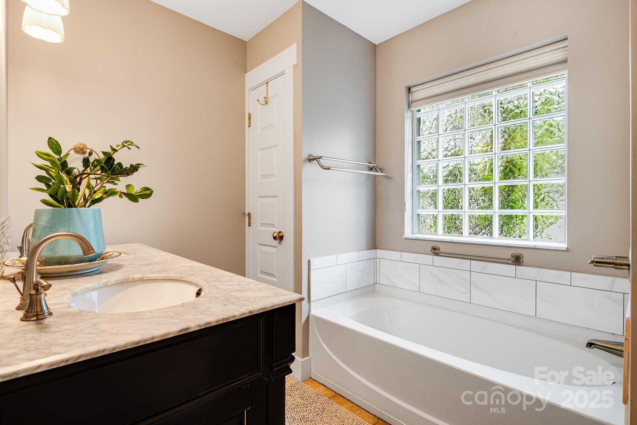 Montford - Residential