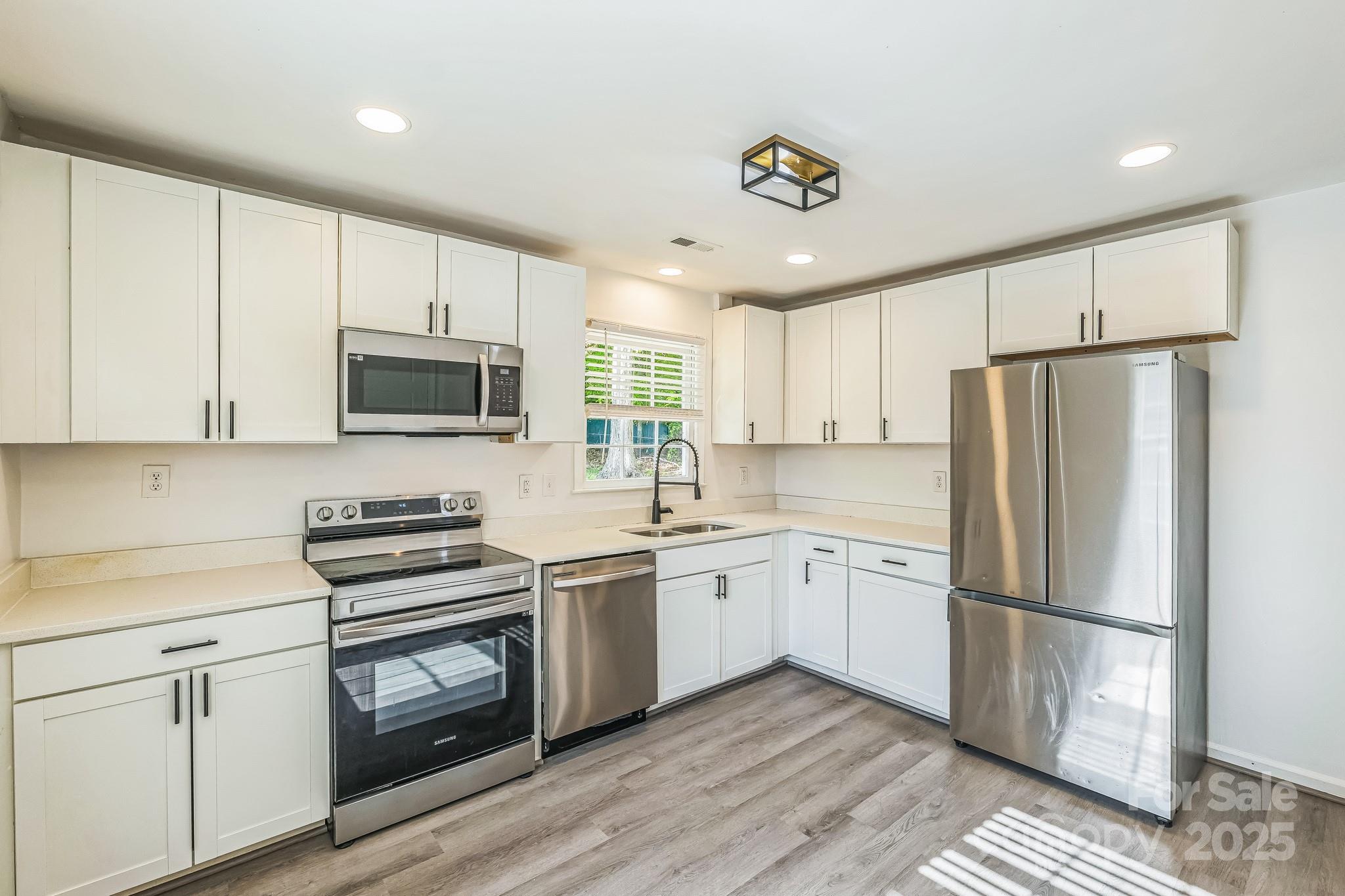 4336 Valeview Lane