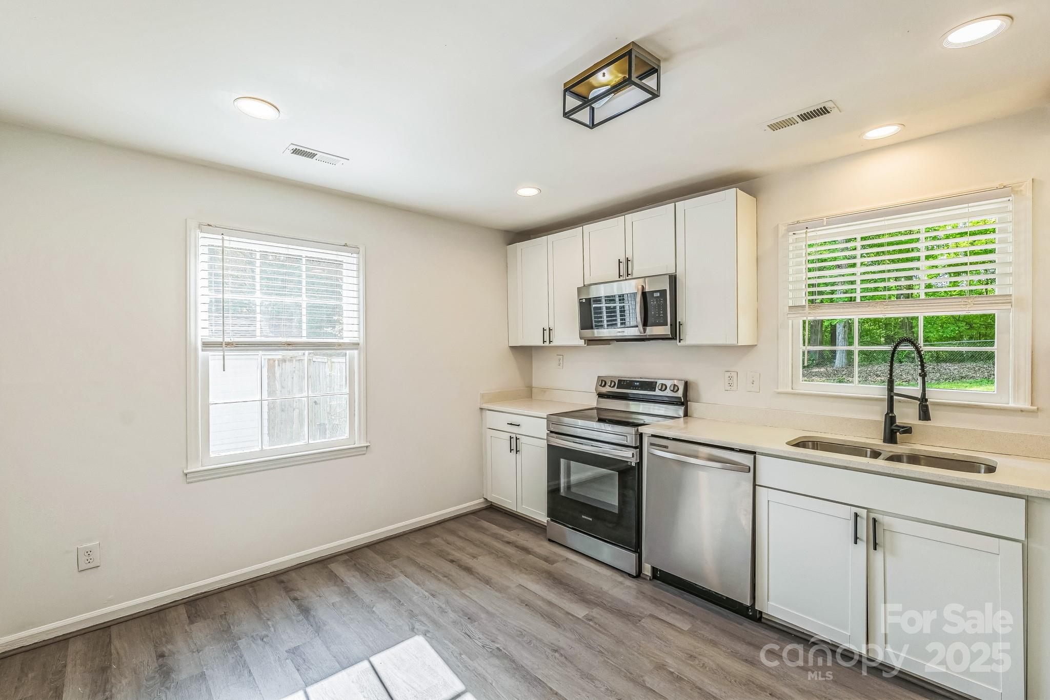 4336 Valeview Lane