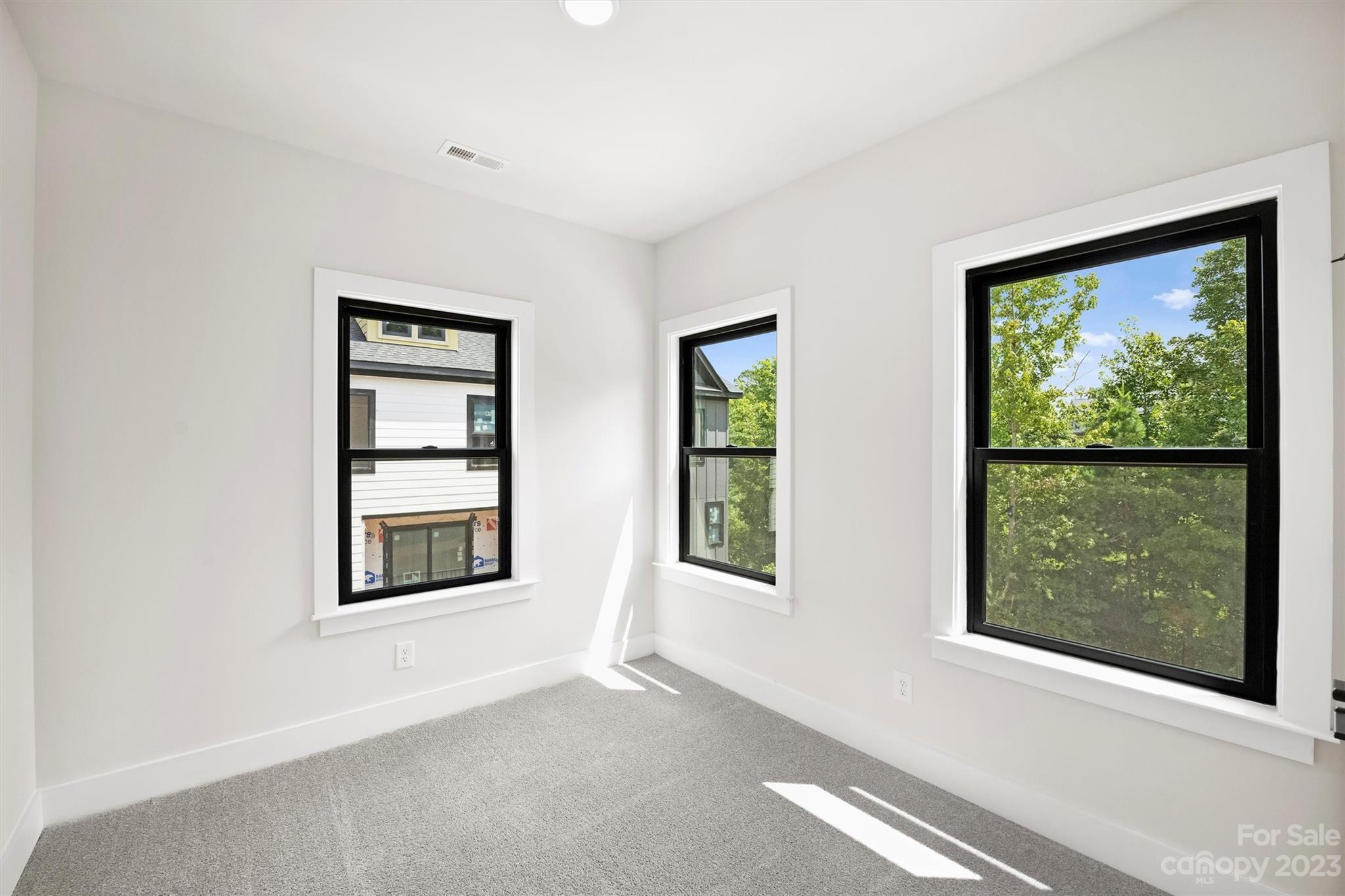 Sardis Woods - Residential