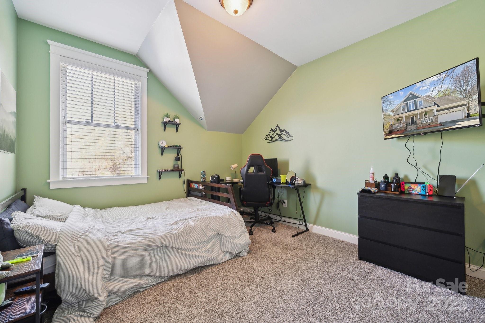 Lake Shore - Residential