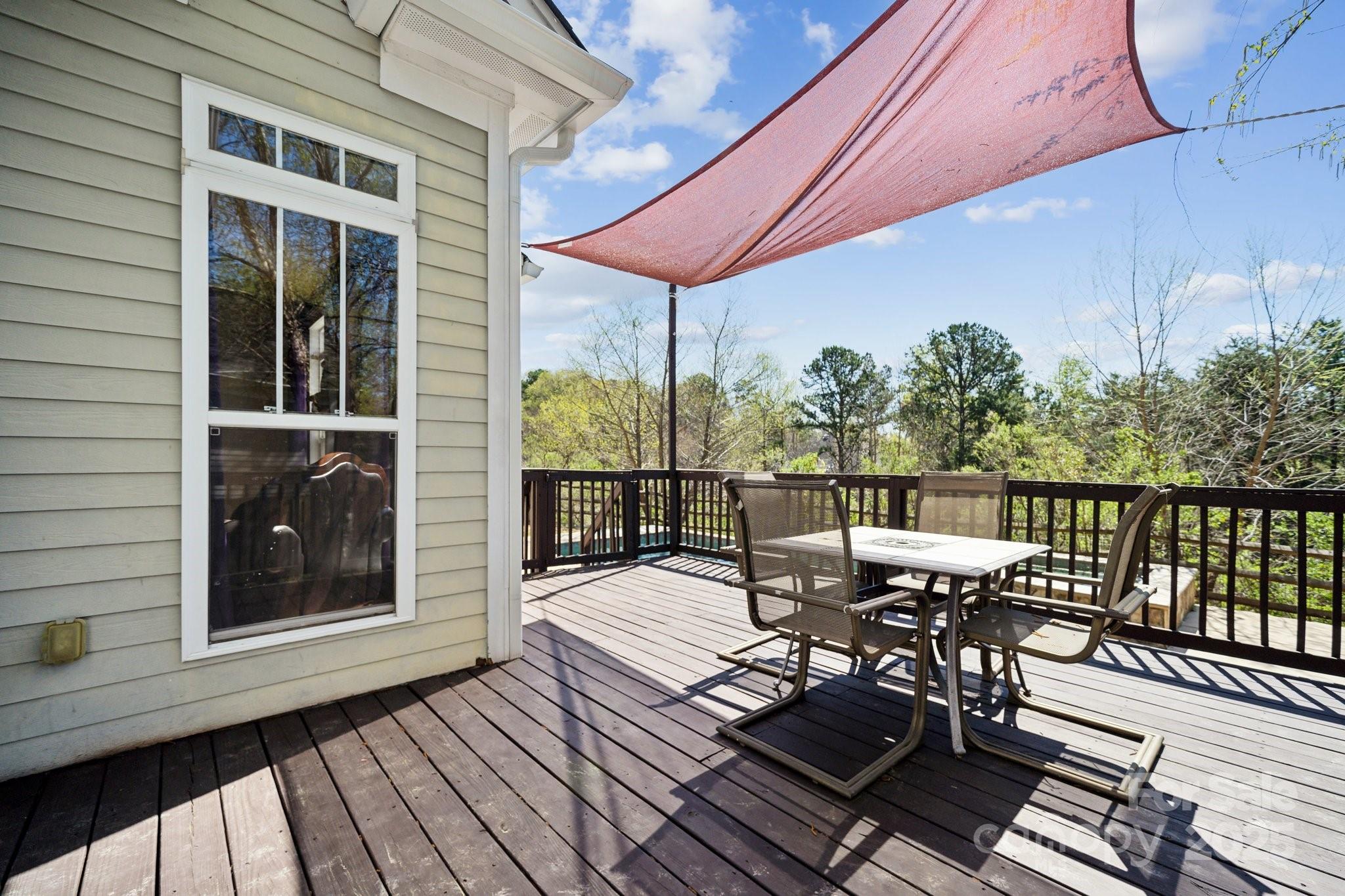 Lake Shore - Residential