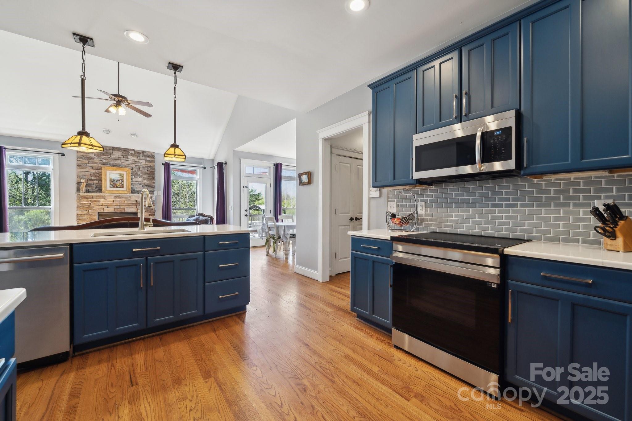 Lake Shore - Residential