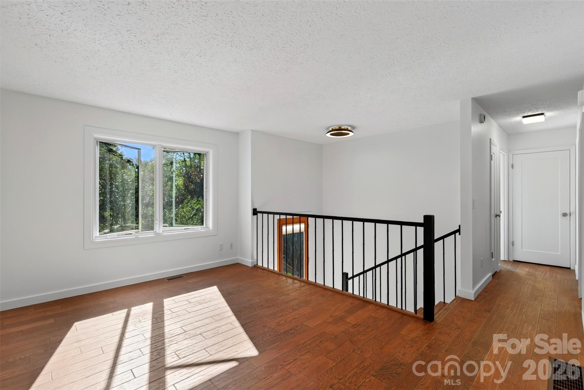53 Hemlock Street