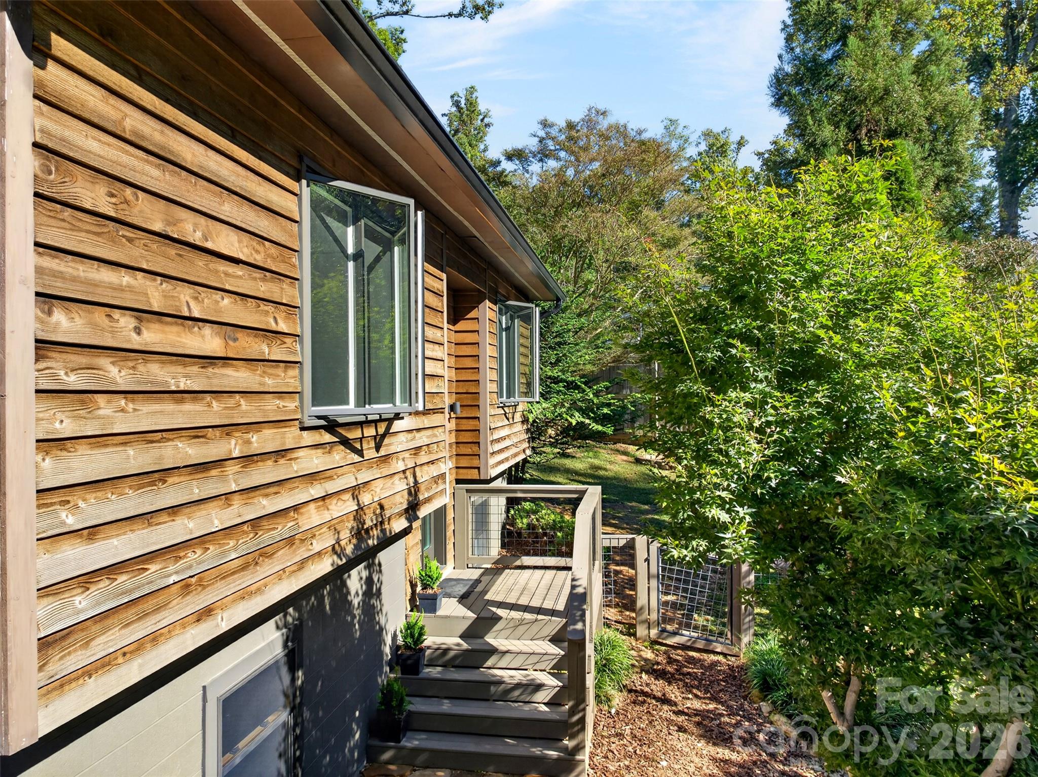 53 Hemlock Street