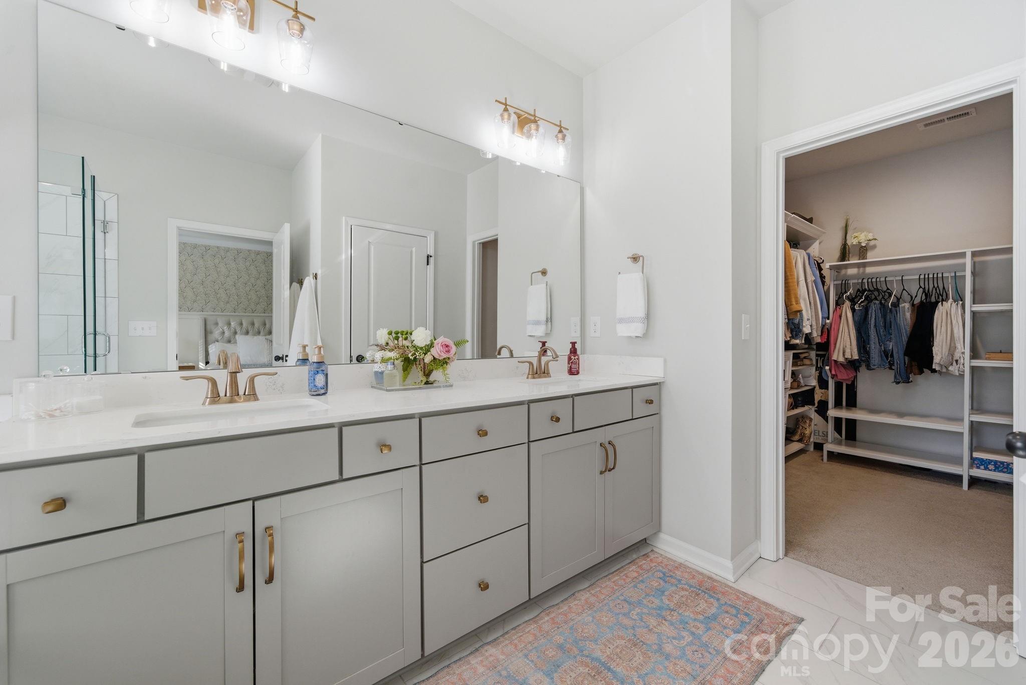 Villa Heights - Residential