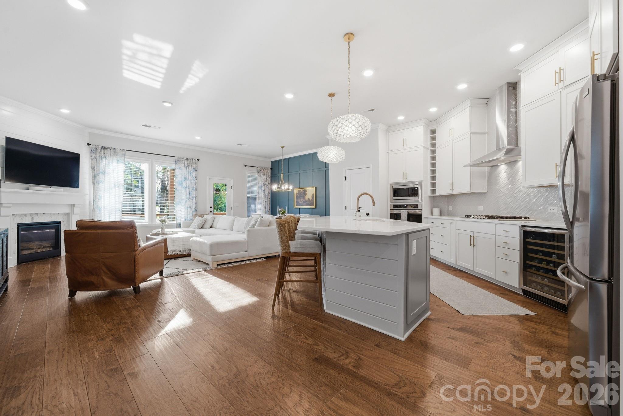 Villa Heights - Residential