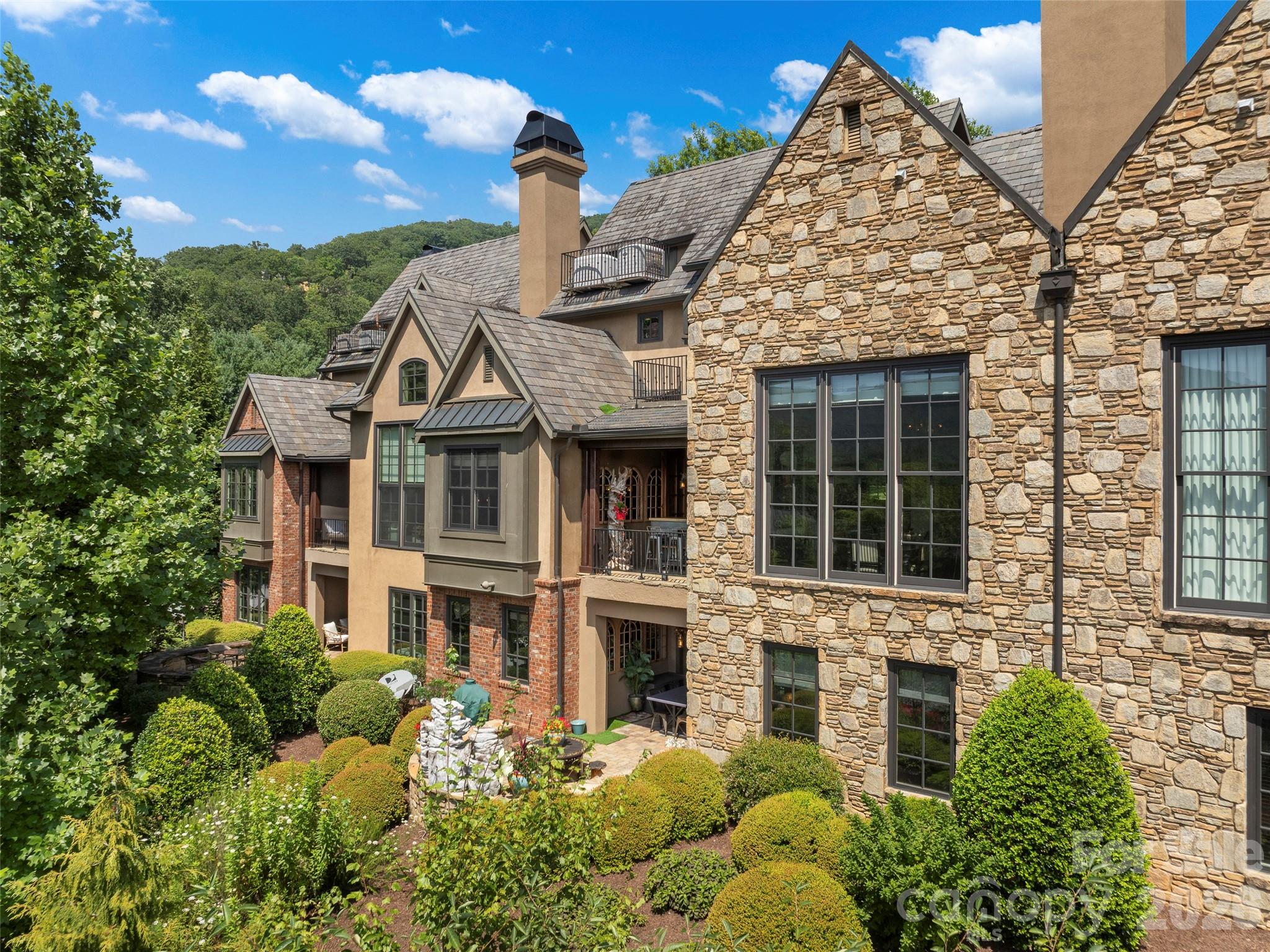 The Cliffs at Walnut Cove - Residential