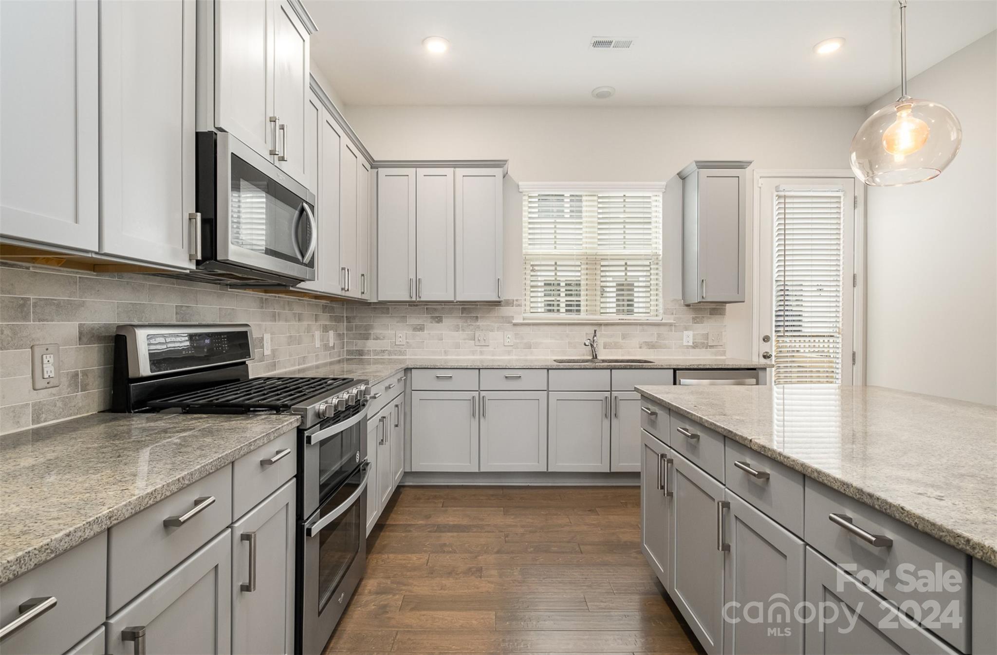 Hadley at Arrowood Station - Residential