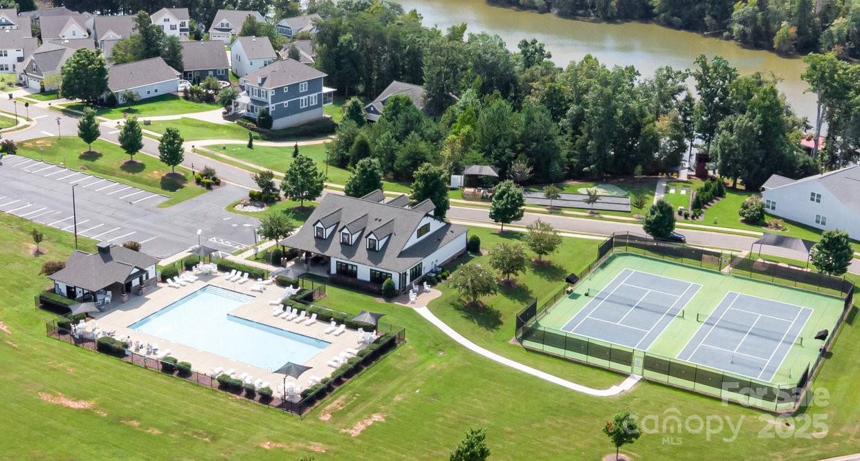 Edgewater - Residential