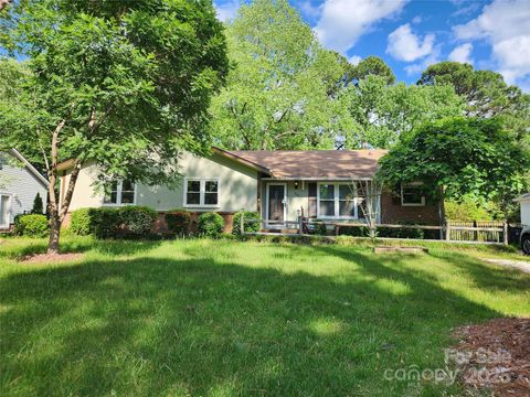 6231 Coach Hill Lane Charlotte NC 28212