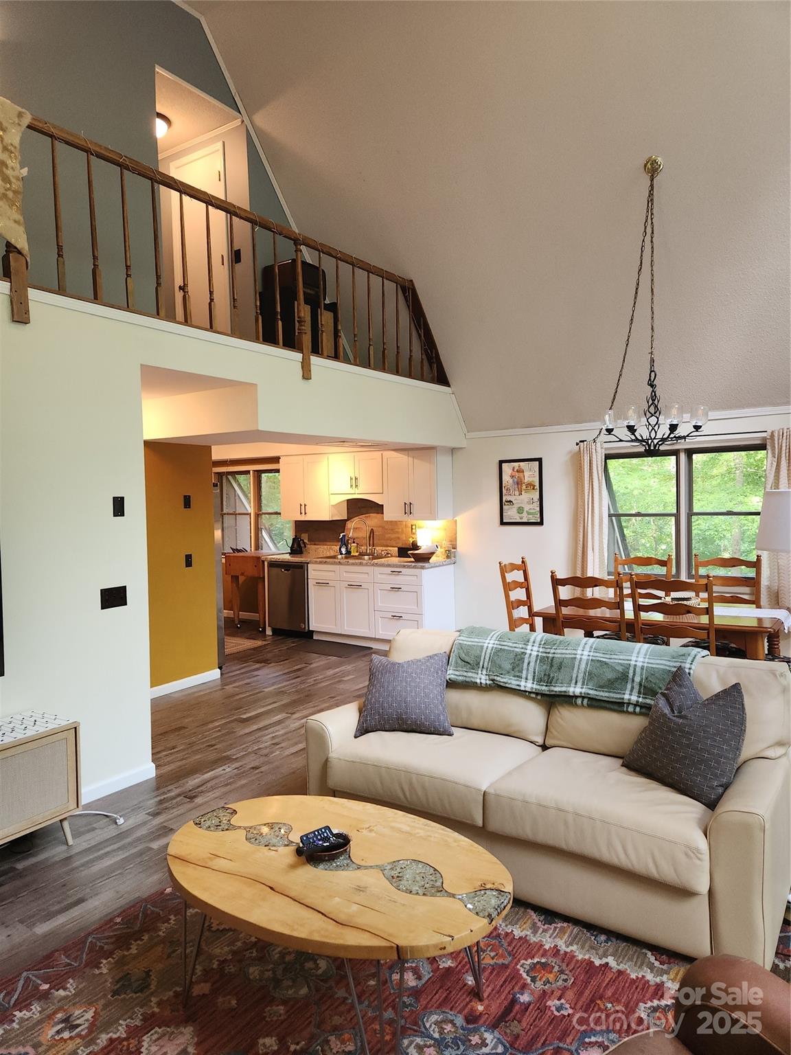 370 Woodland Hills Drive 44