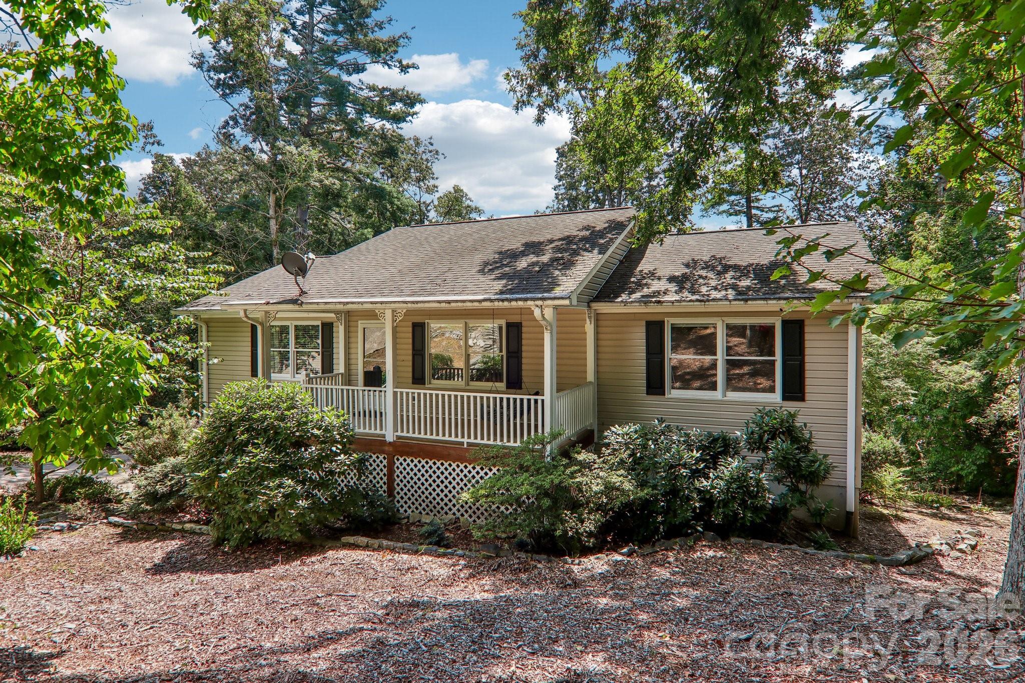 7 Maple Leaf Drive