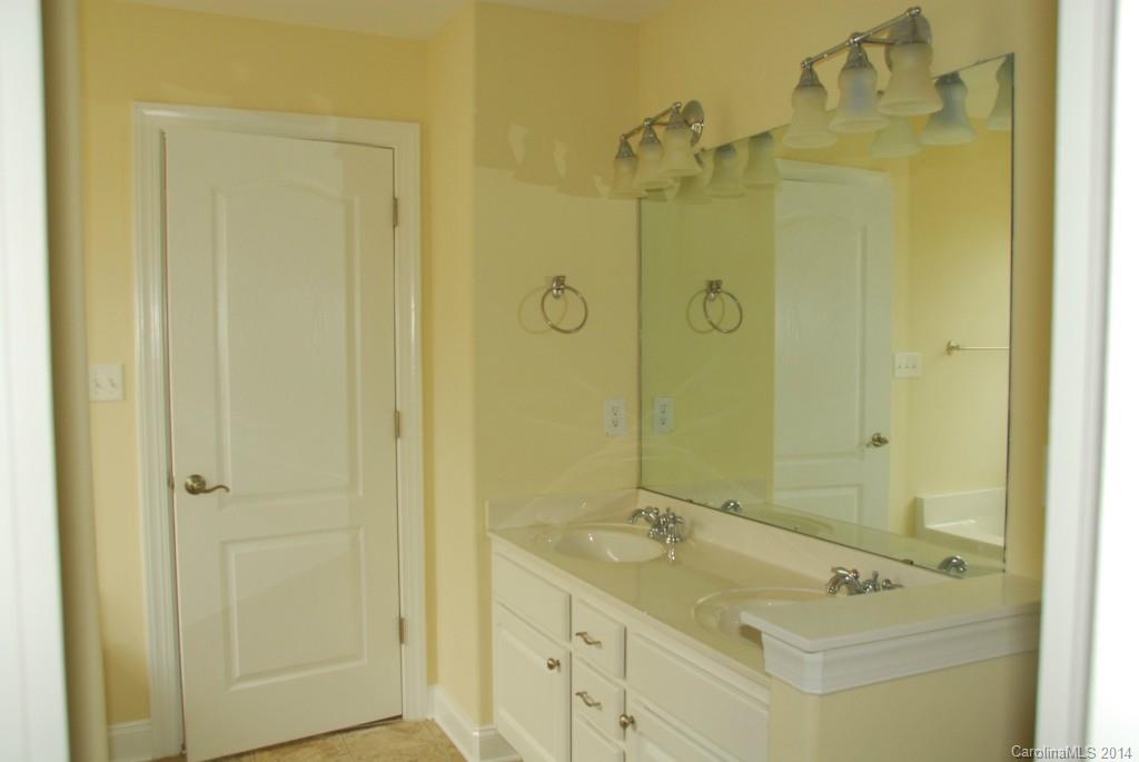 Moss Creek Village - Residential