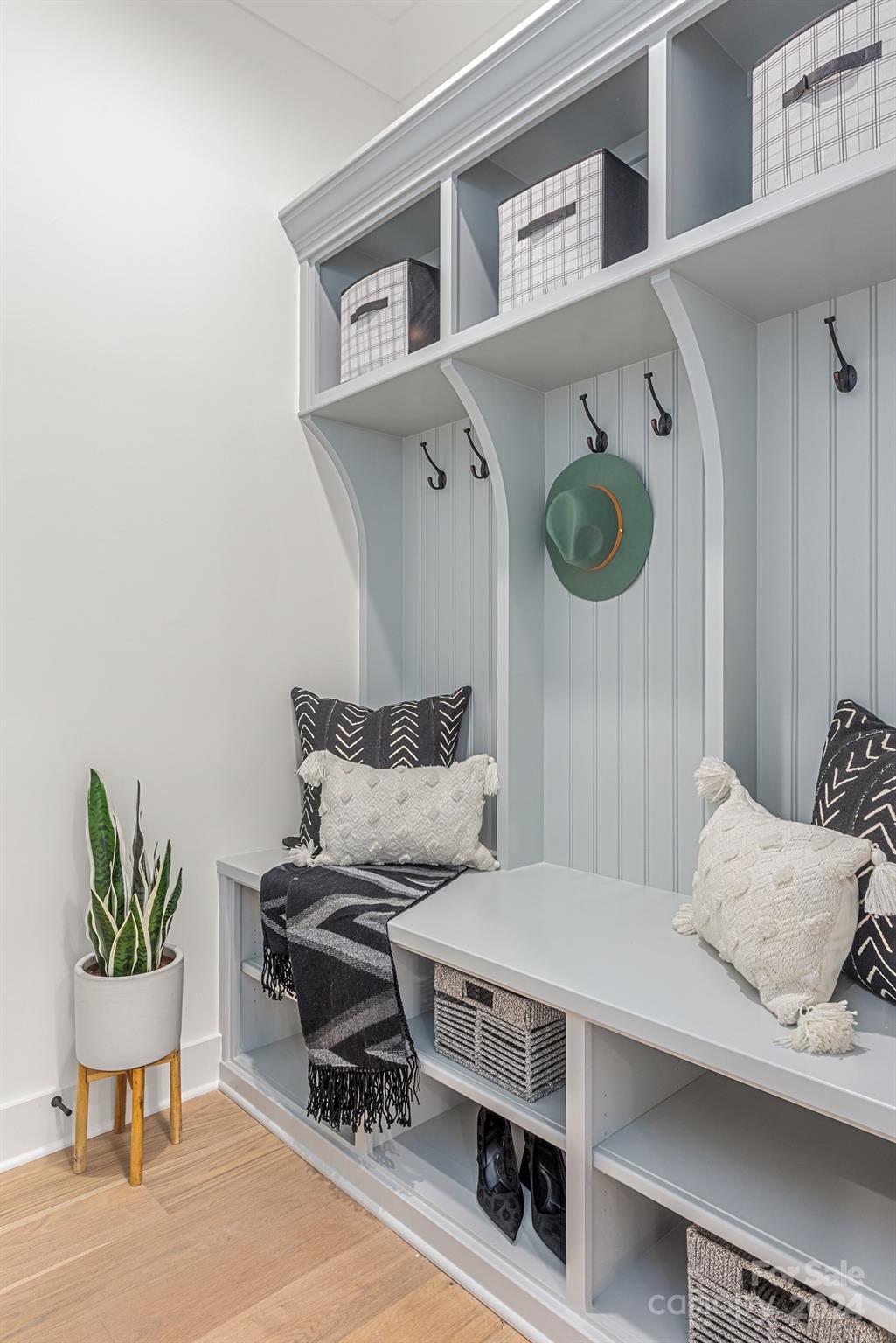 Airlie Woods - Residential