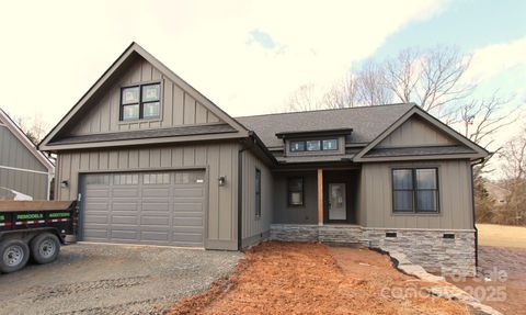 A home in Hendersonville