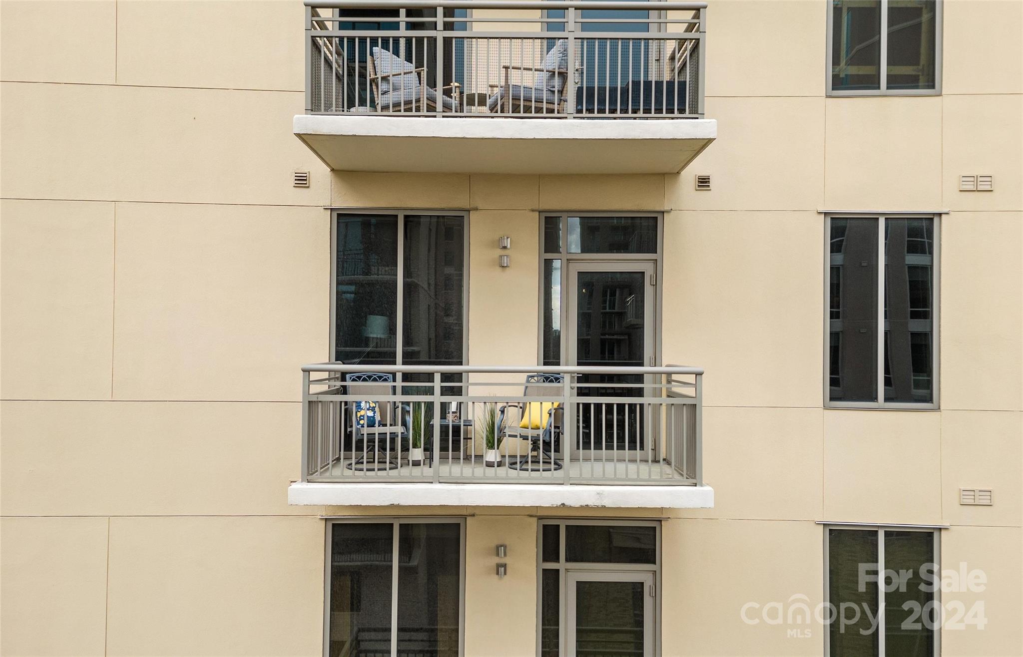 Royal Court - Residential