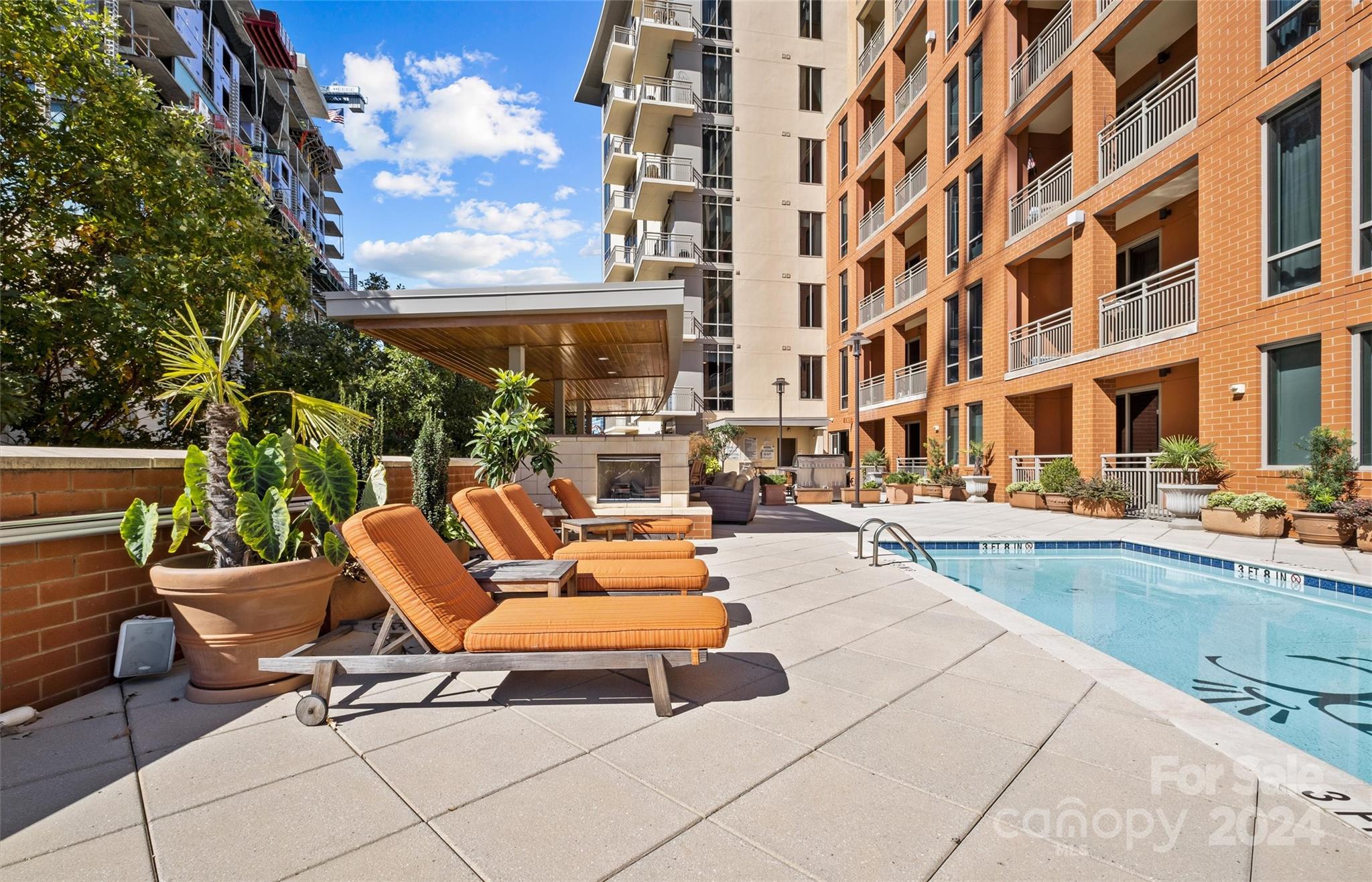 Royal Court - Residential