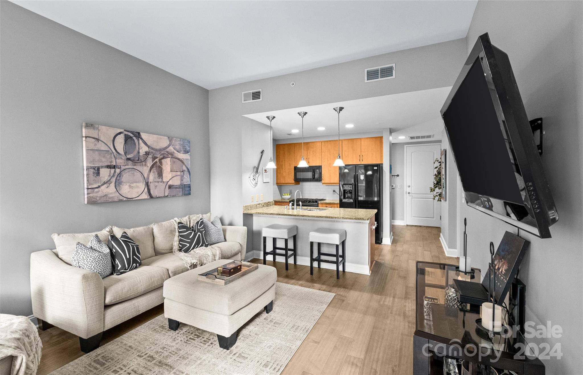 Royal Court - Residential