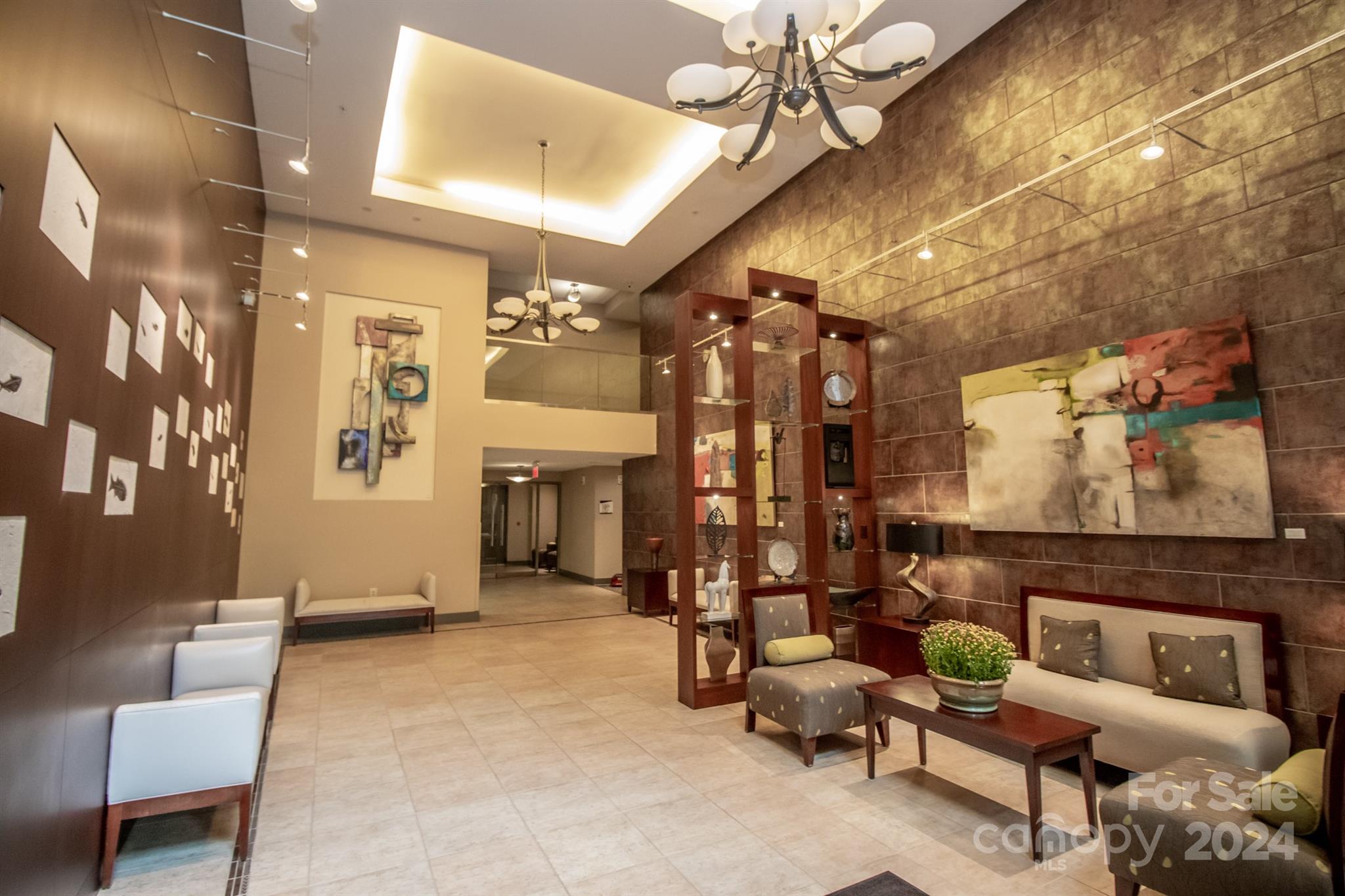 Royal Court - Residential