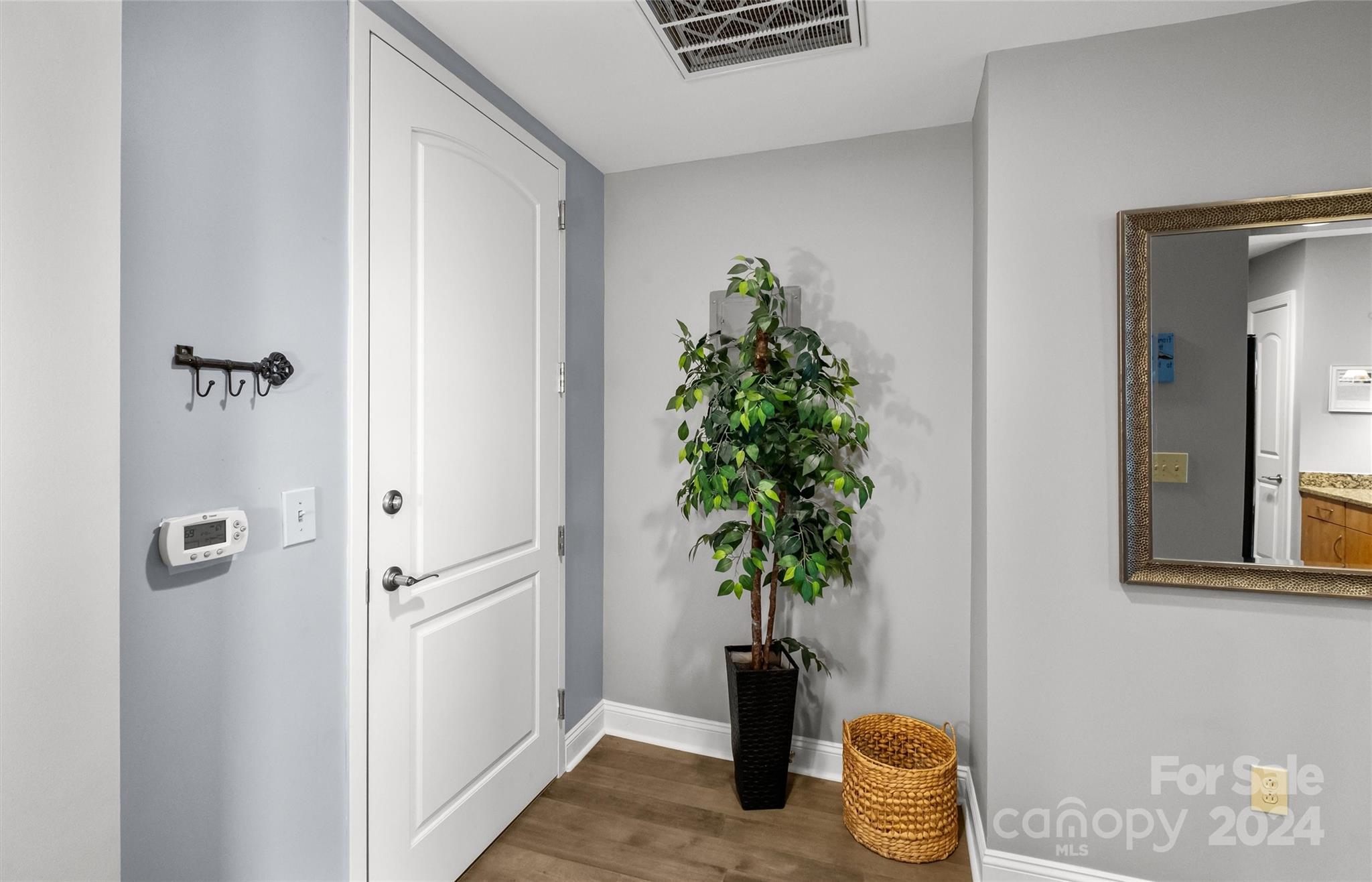 Royal Court - Residential