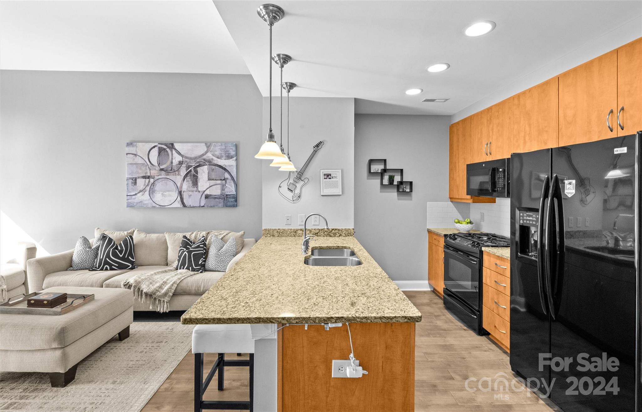 Royal Court - Residential