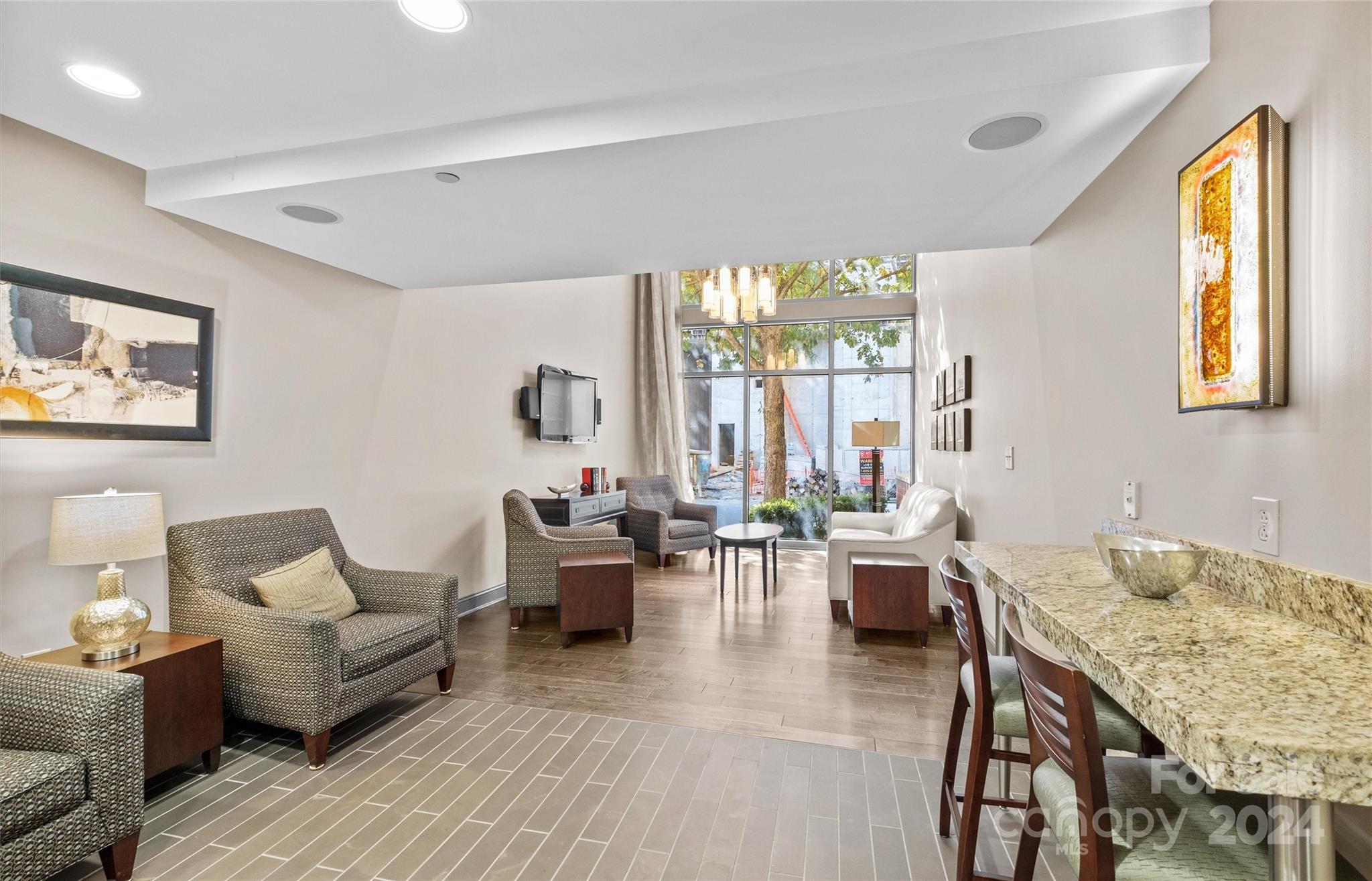 Royal Court - Residential