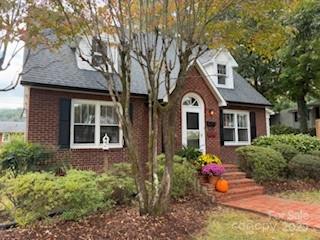 110 Lincoln Avenue