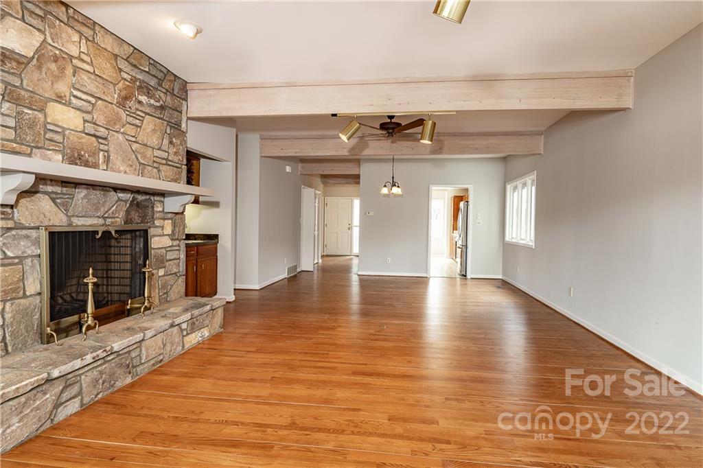 Lake Toxaway Estates - Residential