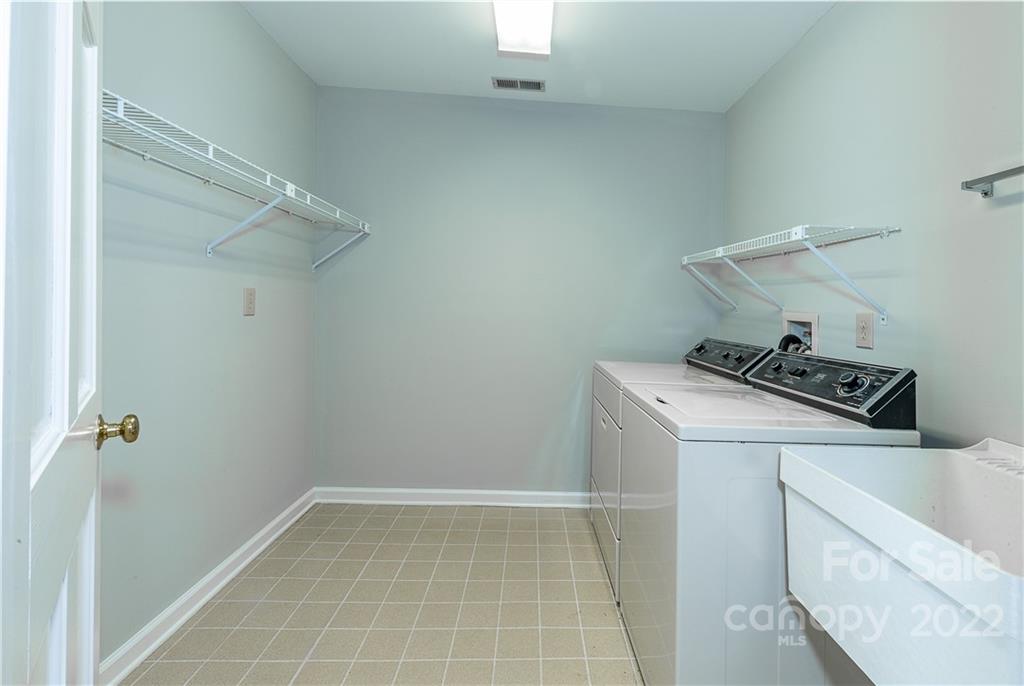 Lake Toxaway Estates - Residential