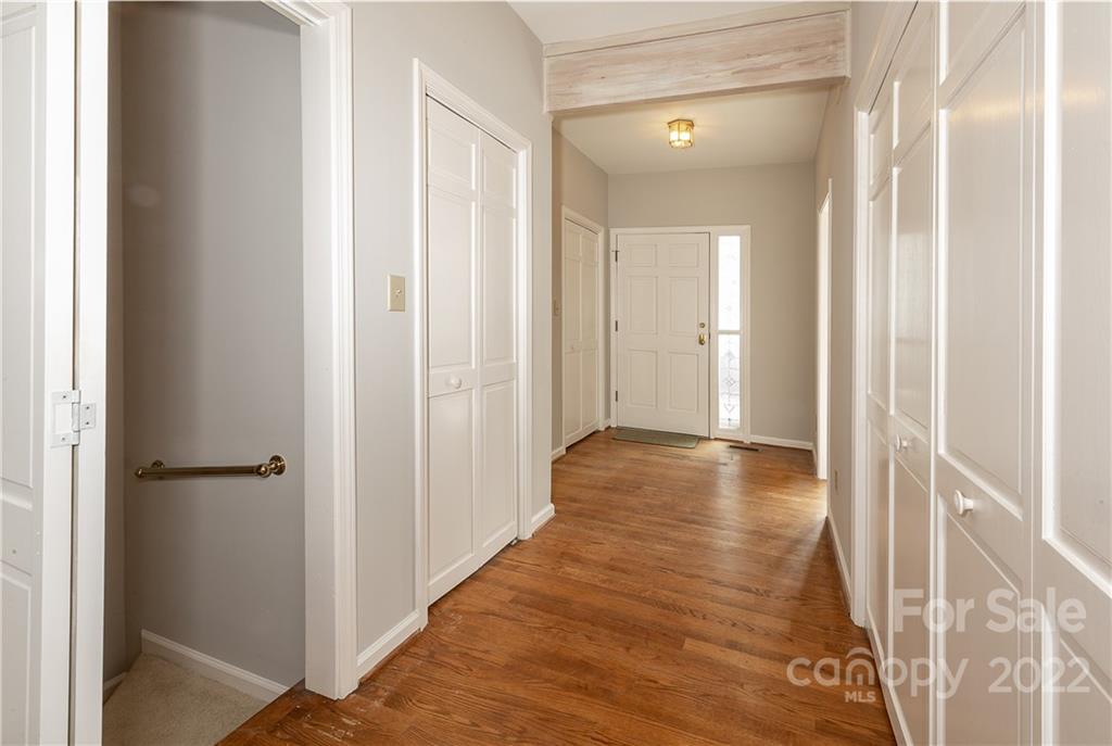 Lake Toxaway Estates - Residential