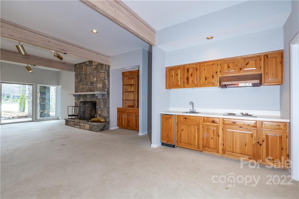 Lake Toxaway Estates - Residential