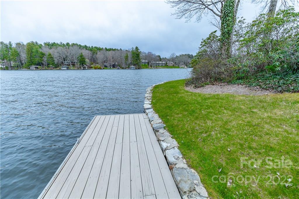 Lake Toxaway Estates - Residential