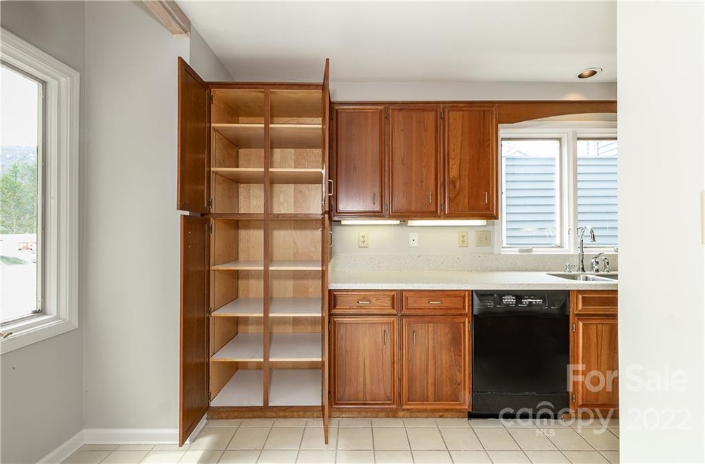 Lake Toxaway Estates - Residential