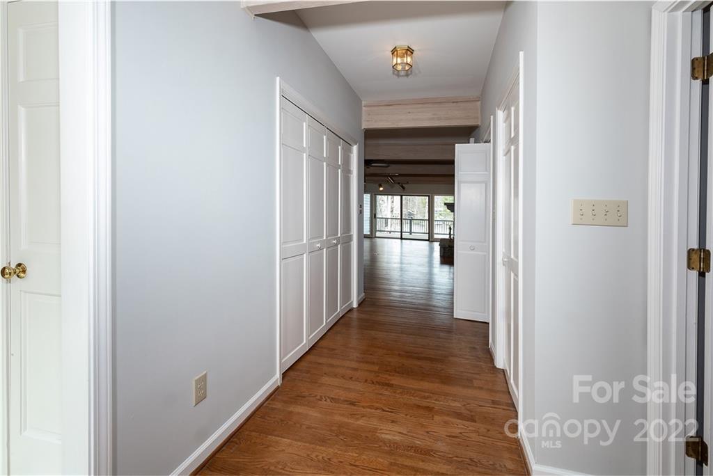 Lake Toxaway Estates - Residential