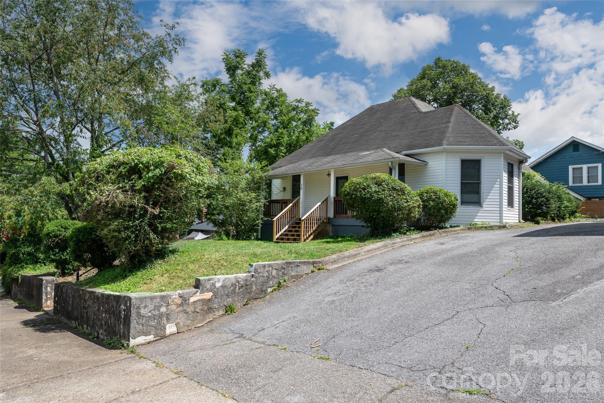 30 Bartlett Street