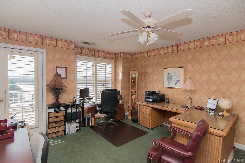 Emerald Point - Residential