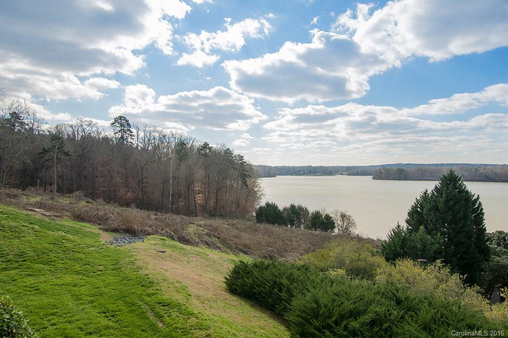 Emerald Point - Residential
