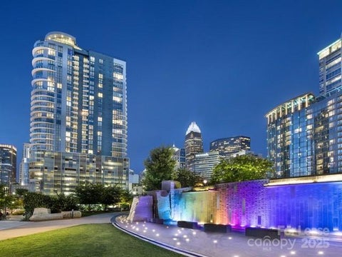 Photo of 225 S Poplar Street #B2, Charlotte, NC 28202 (MLS # 4317239)
