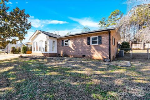 248 Arlie Loop Statesville NC 28677