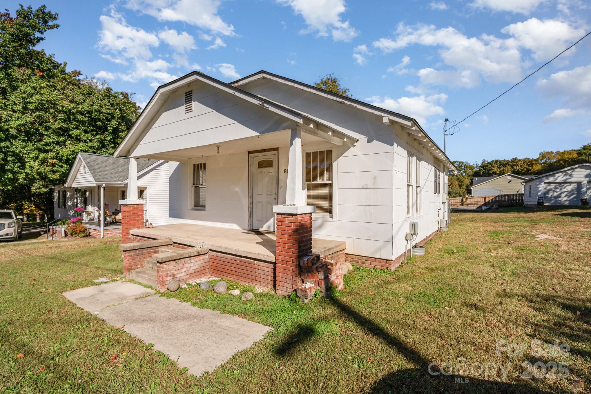 808 Walker Street