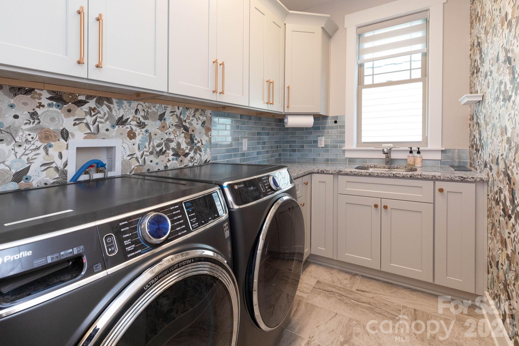 Pinnacle At Arabella Heights - Residential