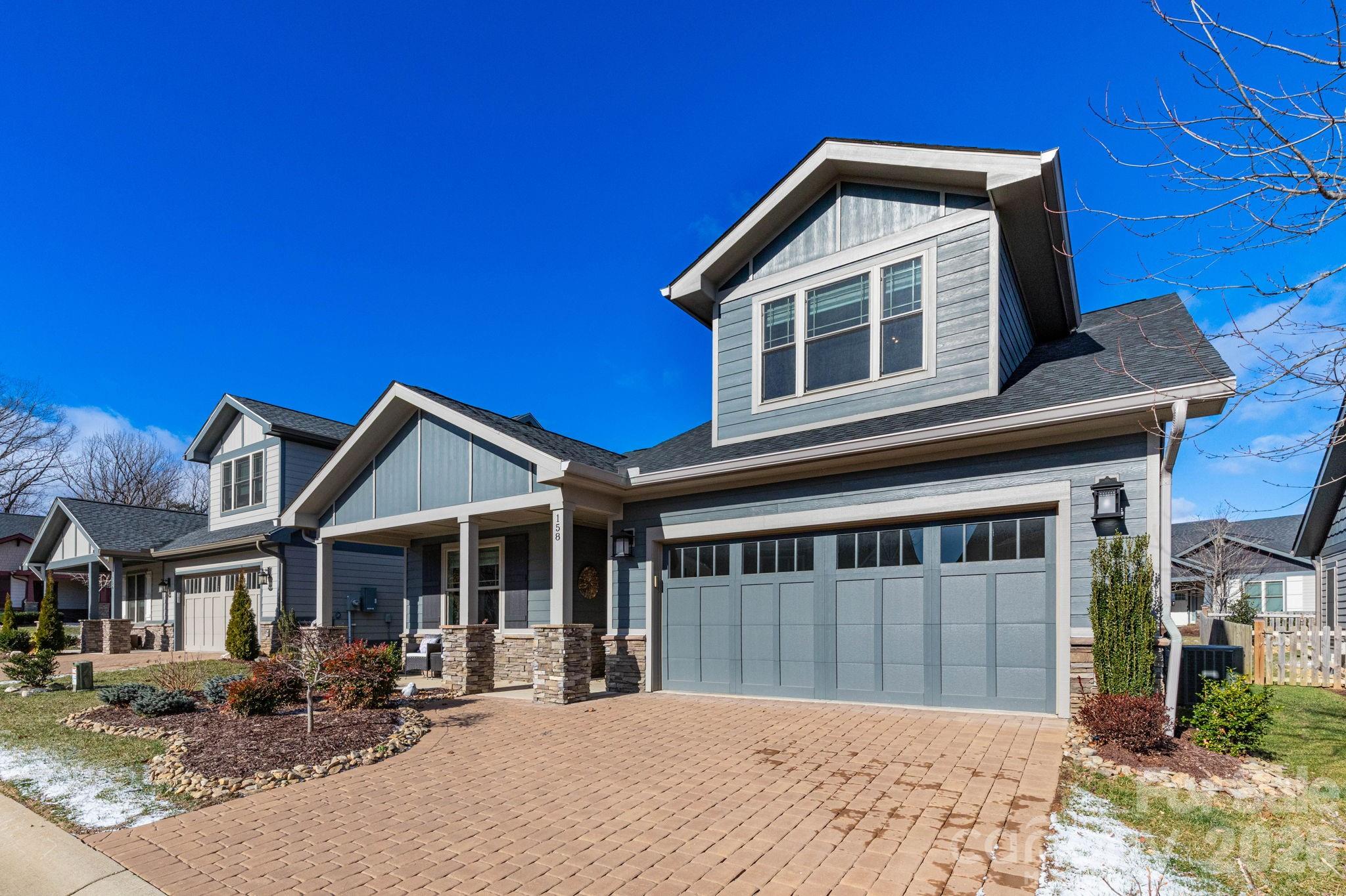 Pinnacle At Arabella Heights - Residential