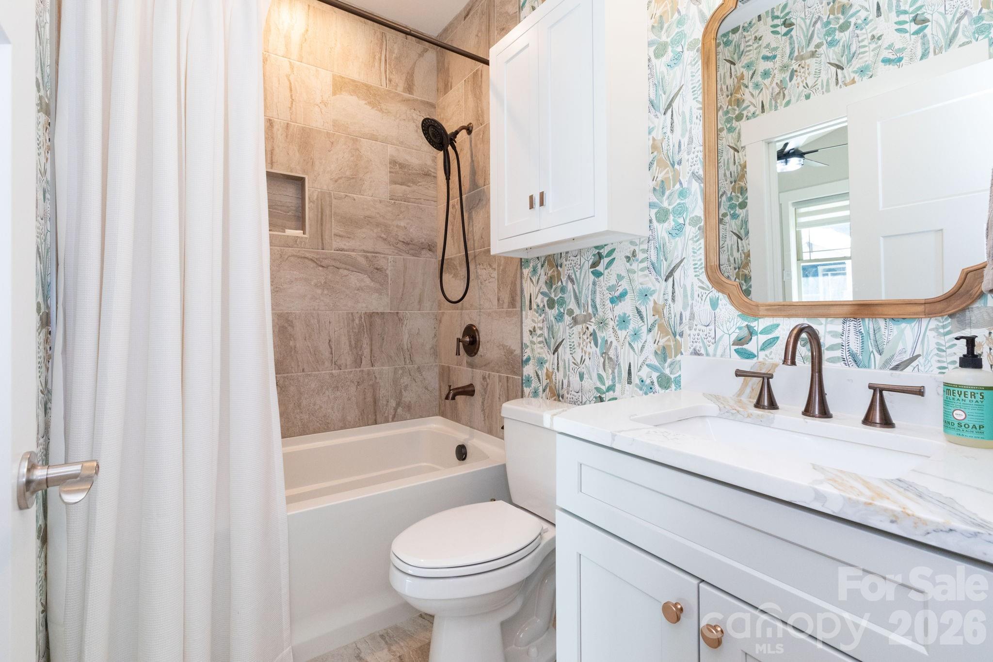 Pinnacle At Arabella Heights - Residential