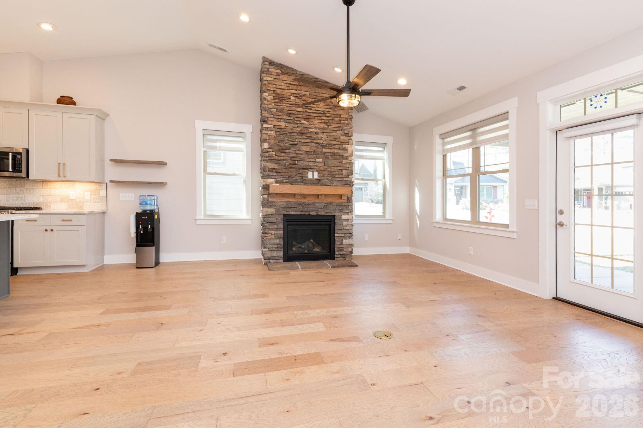 Pinnacle At Arabella Heights - Residential