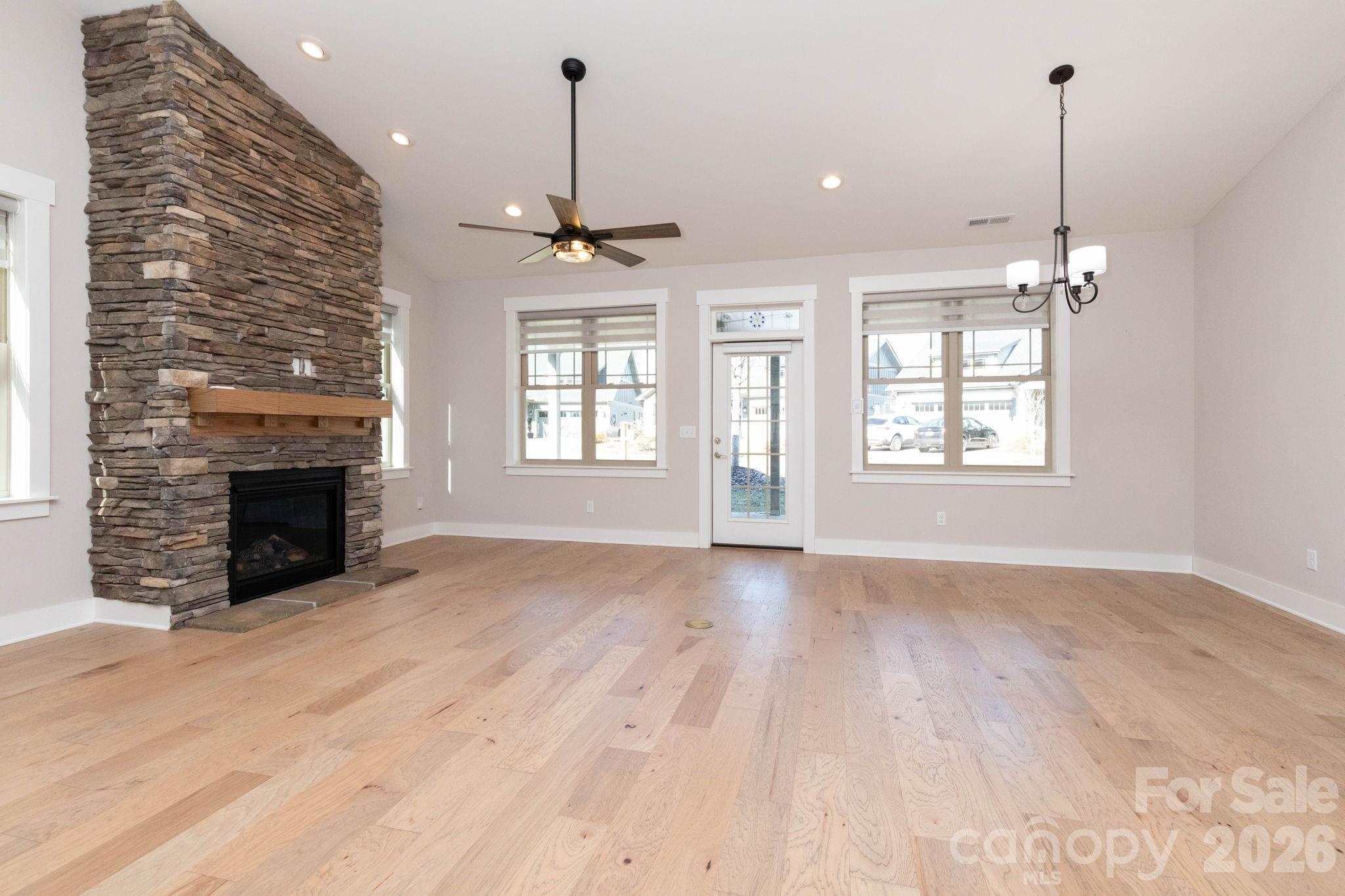 Pinnacle At Arabella Heights - Residential