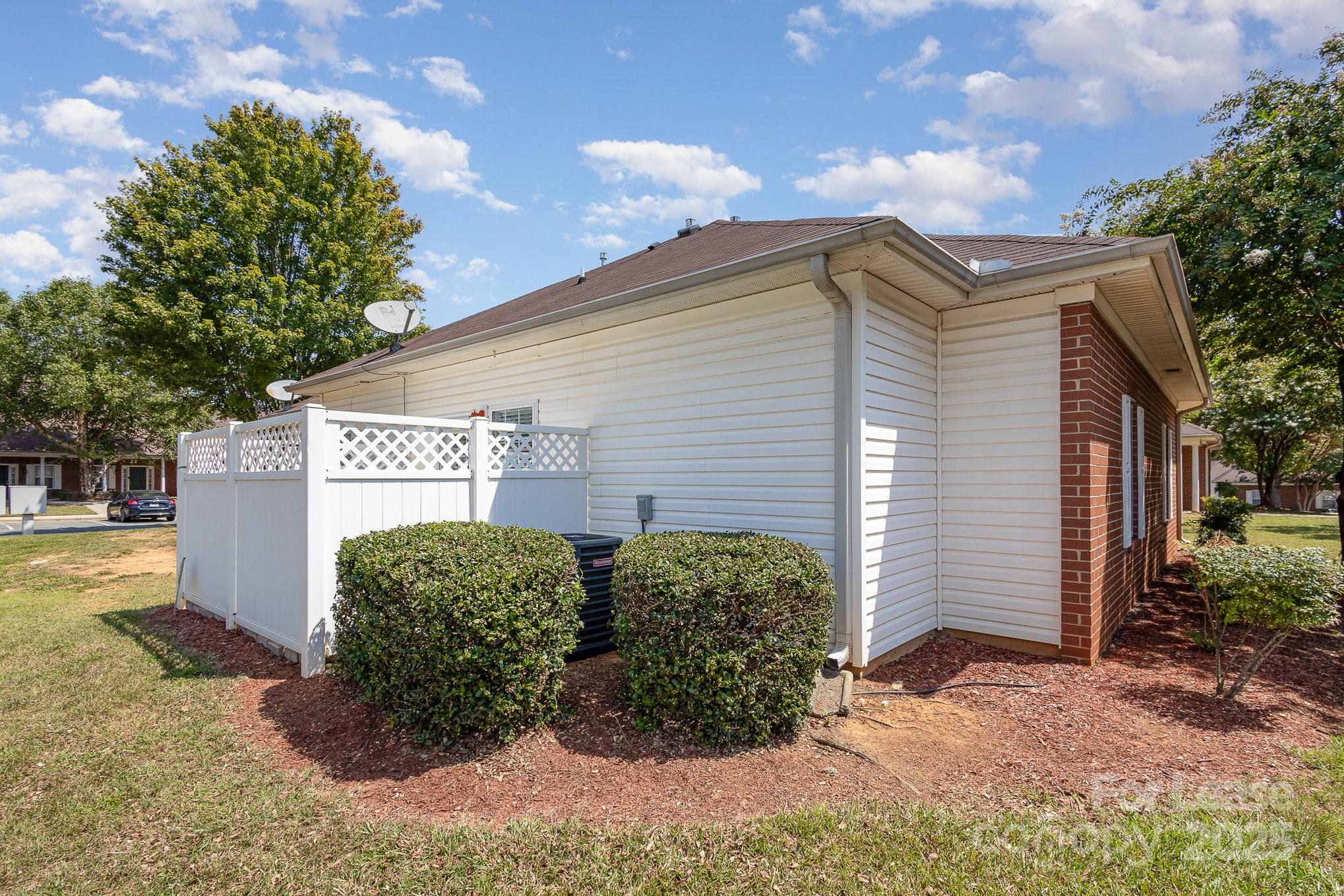 Somerset Springs - Residential Lease