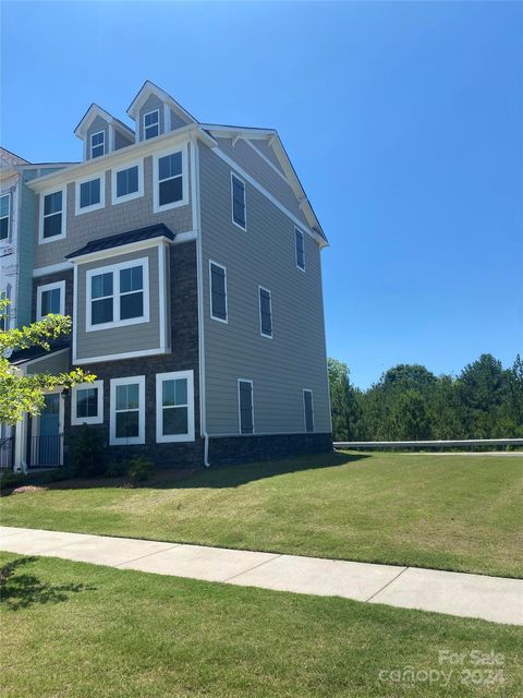 A home in Huntersville