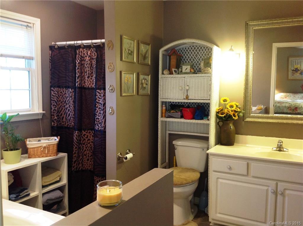 Brook Cove - Residential